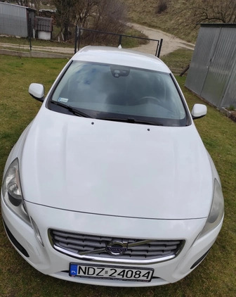 Volvo V60 cena 26500 przebieg: 261000, rok produkcji 2011 z Lidzbark małe 137